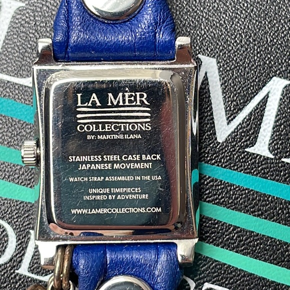 La Mer Collections Women's Leaf Charm Blue Leather Watch - Picture 3 of 10
